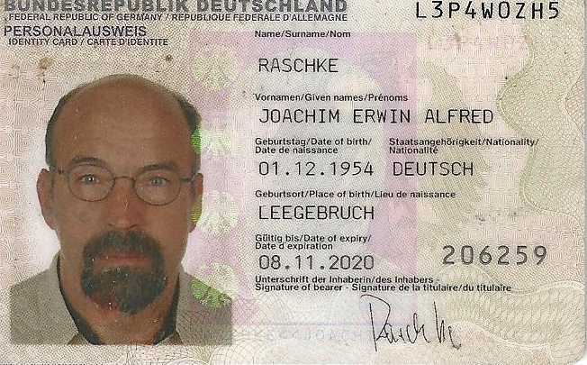 2015 Ausweis.jpeg