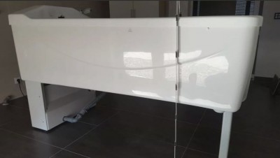 Pflegebadewanne Rügen Trautwein Typ HW 1900 Höhenverstellbar