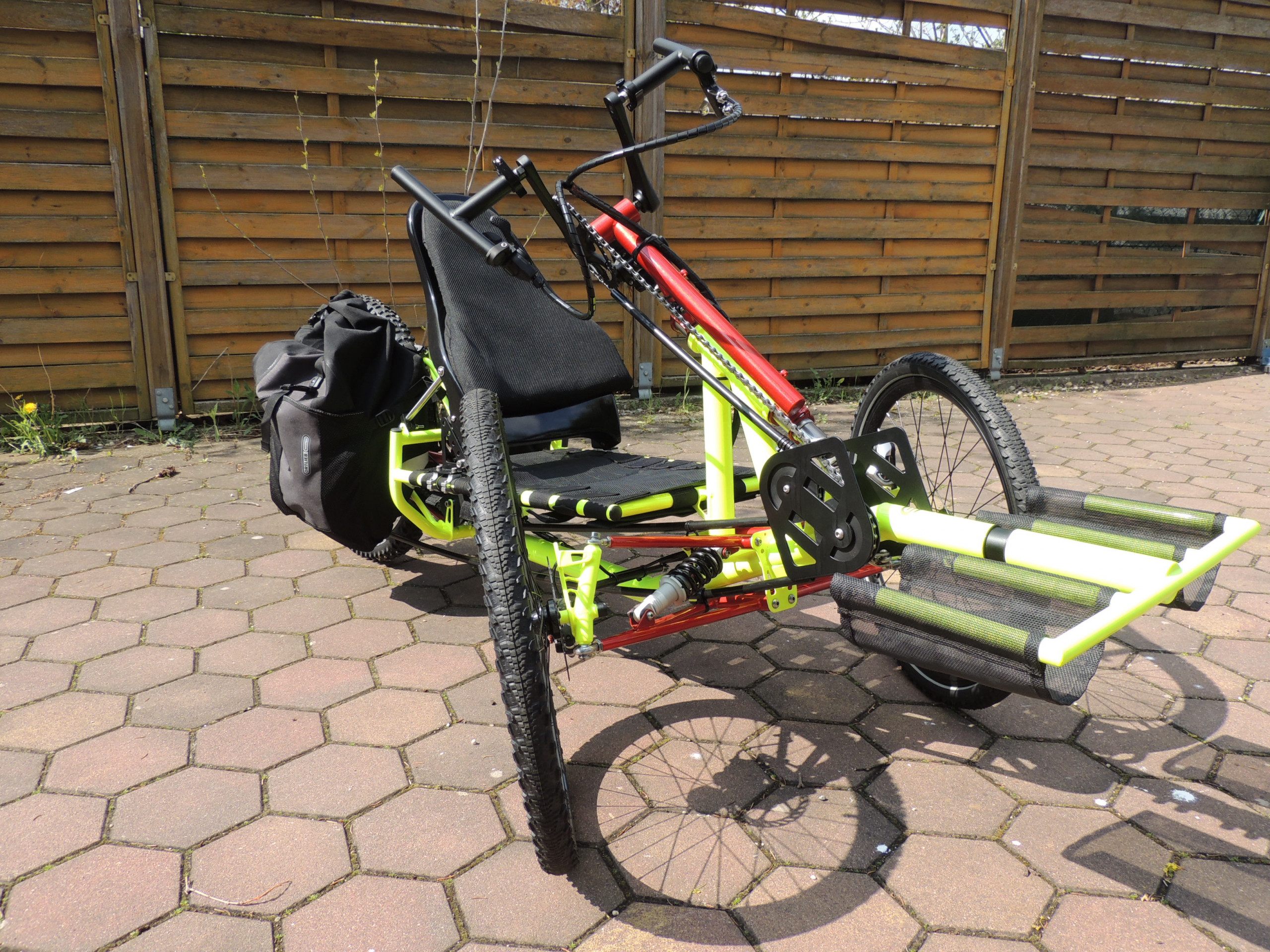 WildOneMTBeHandbike.JPG